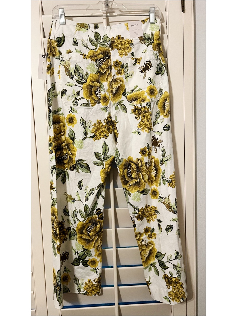 Anthropologie - The Colette Bees & Flora Linen Pants - Picture 4 of 5